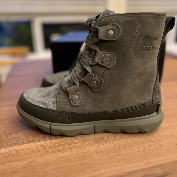 New w/box Sorel Waterproof boots Women’s size 8 - Picture 2 of 7